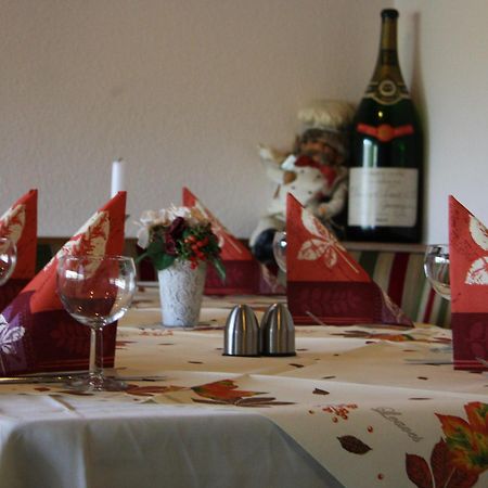 Hotel Haus Salzberg Garni Schleiden Buitenkant foto