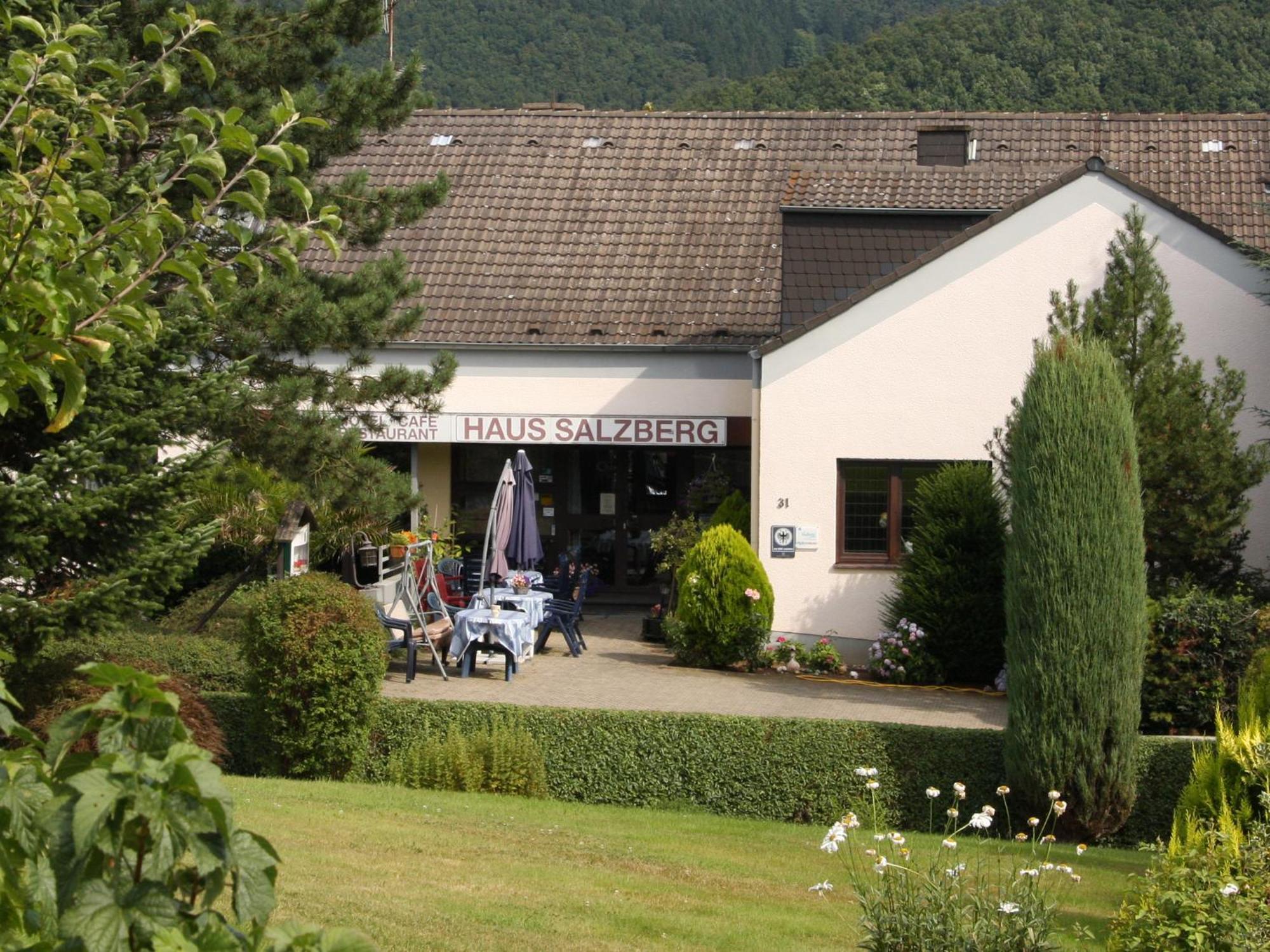Hotel Haus Salzberg Garni Schleiden Buitenkant foto